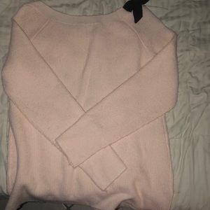 pink sweater brand new w/out tag never been worn